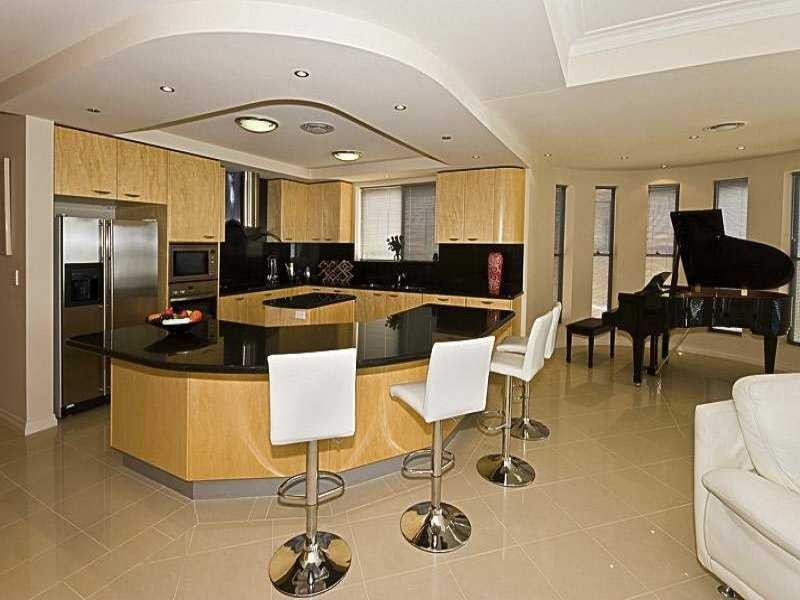 Sovereign Islands QLD 4216